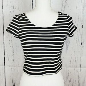 Aeropostale | Black and white striped crop top